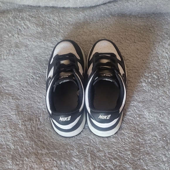 Nike Dunks 10c - Picture 3 of 5